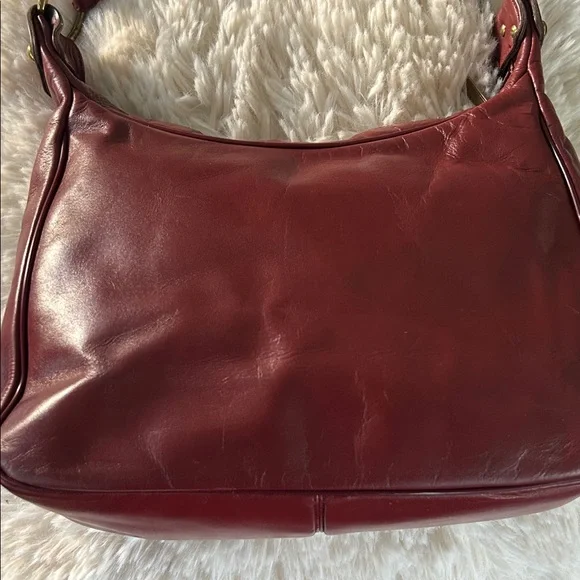 Vintage Etienne Aigner Deep Red Leather Shoulder Bag - Picture 3 of 4